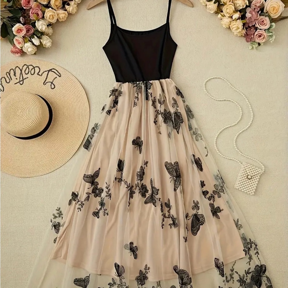 Womens sun dress size L , black and peach